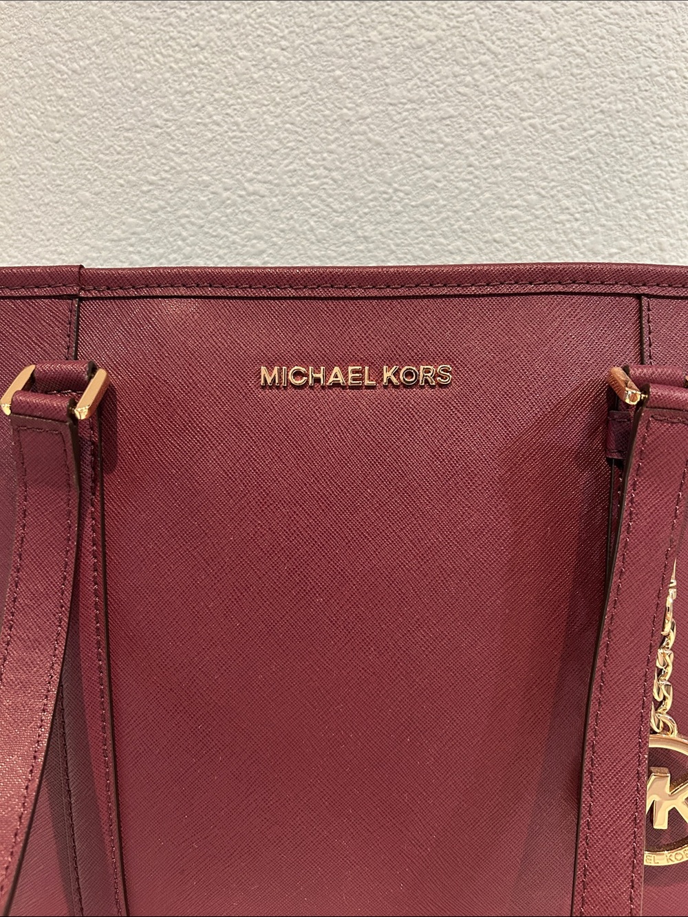 MICHAEL KORS Wine Saffiano Leather Tote with Gold Hardware* - Picture 2 of 4